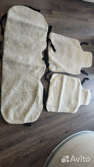 Комплект накидок на сиденья автомобиля из овчины
