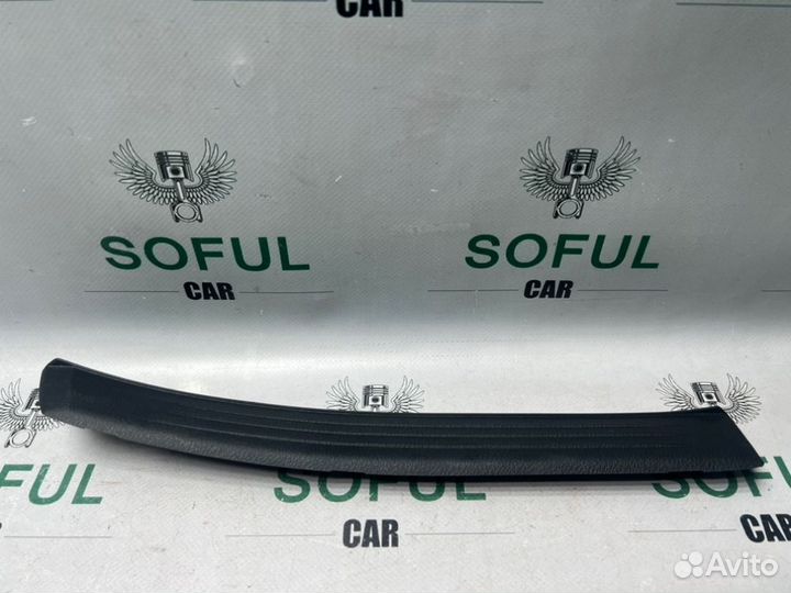 Порог салона задний правый Lexus Is 250 2014