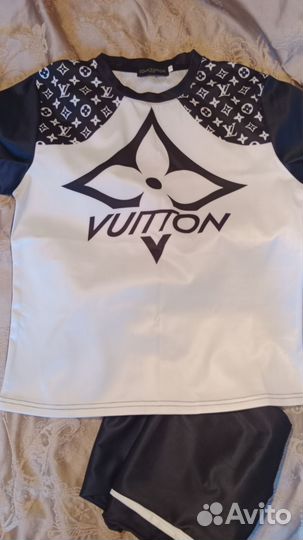 Летняя одежда,костюм женский