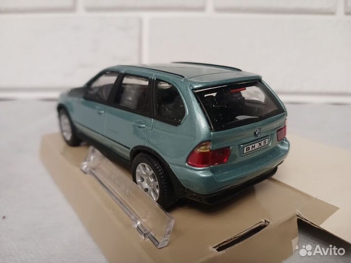 Модель автомобиля BMW X5