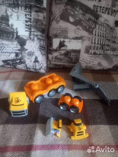 Конструктор машина эвакуатор Mega blocks