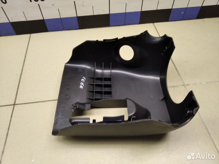 Кожух рулевой колонки нижний Hi Lux 2015