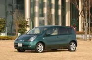 Nissan Note E11 (2005—2009) Хетчбэк