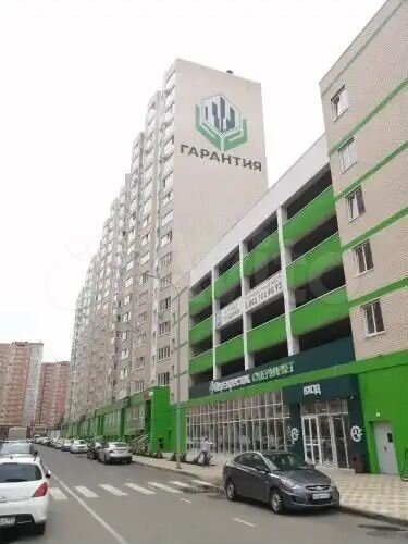 Машиноместо, 14 м²