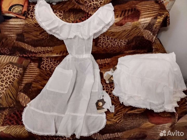 Белый школьный фартук