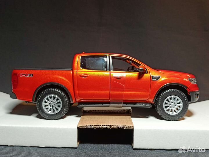 Модель автомобиля Ford Ranger 2019 1:27 Maisto