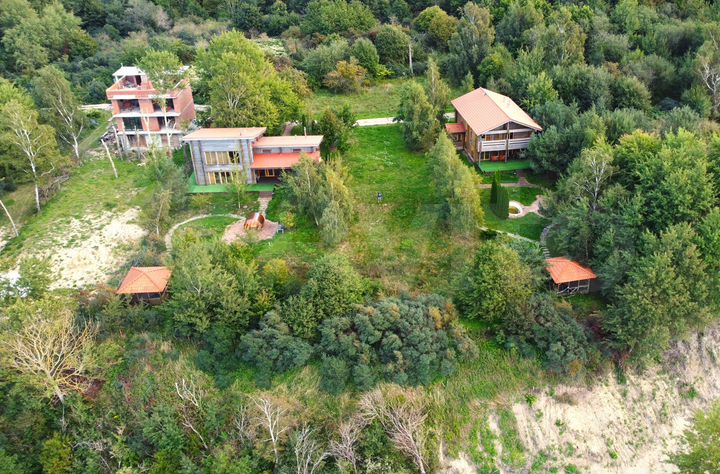 Дом 191 м² на участке 16 сот.