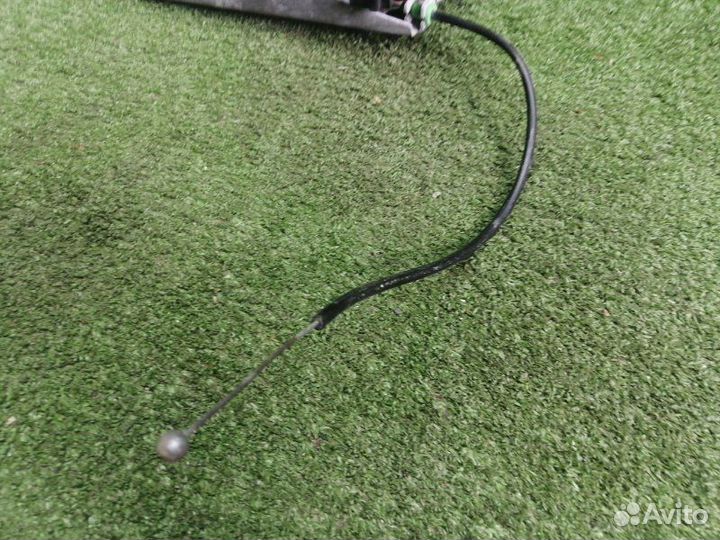 Рычаг стояночного тормоза Mercedes Glk