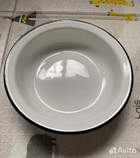 Эмалированный таз новый