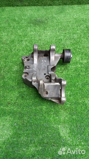 Кронштейн гидроусилителя Peugeot 206 2008 TU3A 1.4