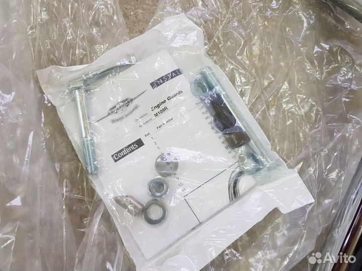 Оригинальная новая правая дуга для M109R / M1800R