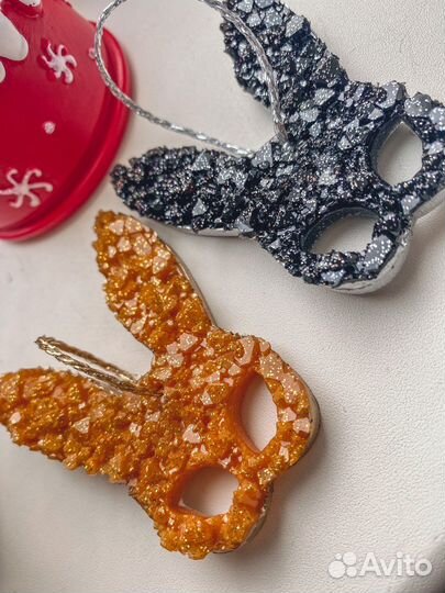 Новогодние игрушки из эпоксидной смолы