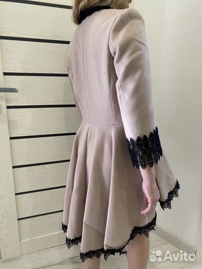 Пальто женское 40 42 коричневое