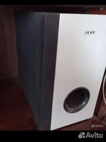 Сабуфер акай колонки ввк Томсон