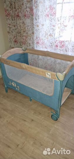 Детская кроватка манеж
