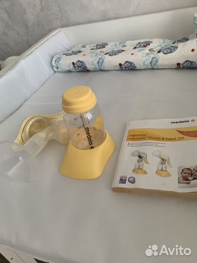 Молокоотсос ручной medela