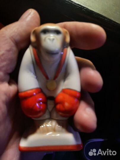 Фарфоровые статуэтки