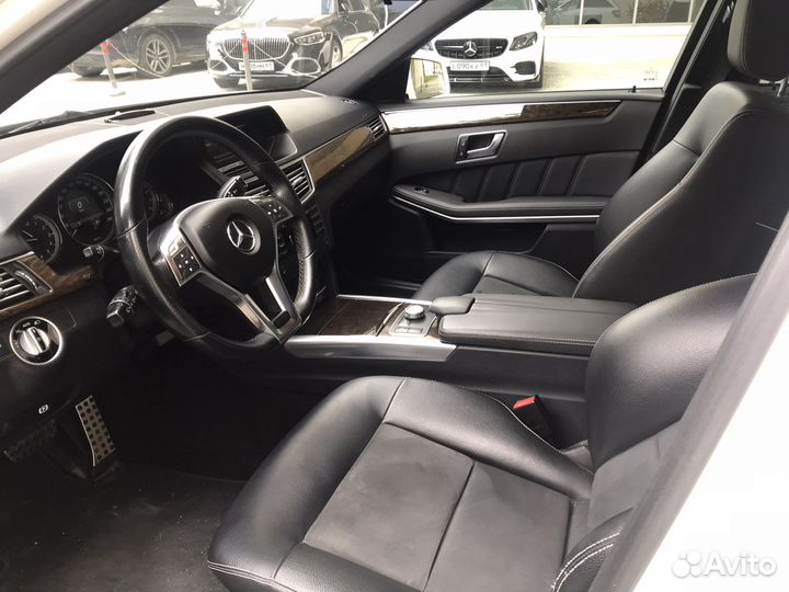 Аренда автомобиля с водителем. Трансфер/такси