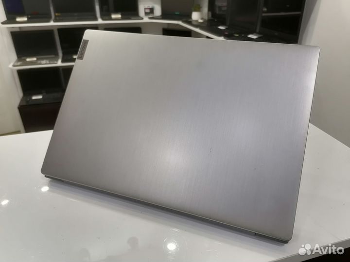 Lenovo i3-1005g1/SSD