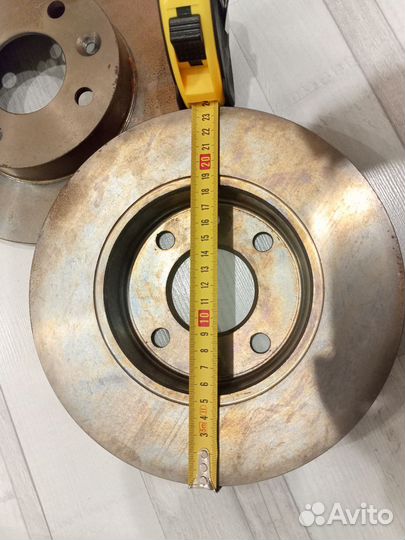 Тормозные диски Renault logan