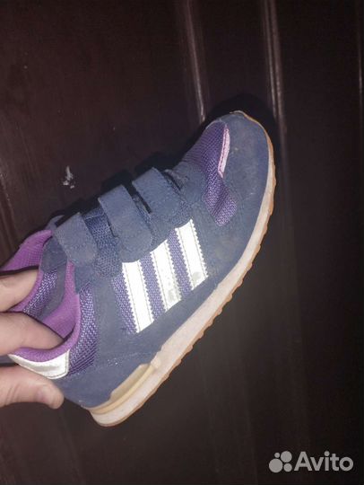 Кроссовки для девочки