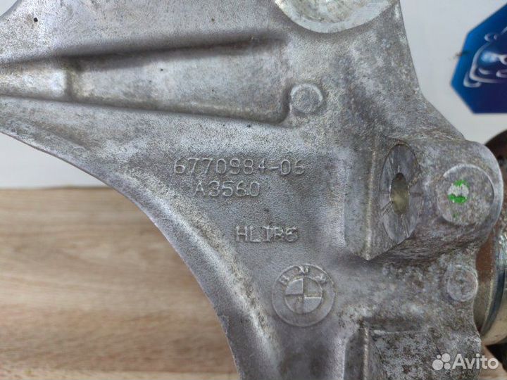 Кулак поворотный задний правый Bmw X5 E70 N52B30AF