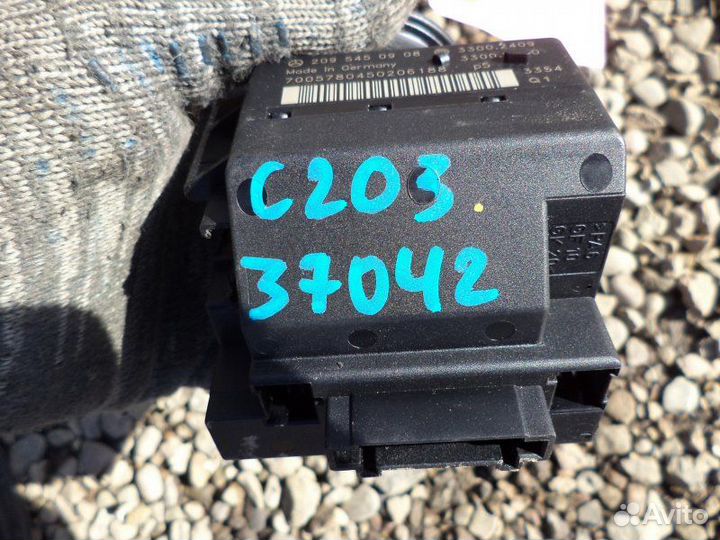 Замок зажигания Mercedes-Benz C180 W203 271.946