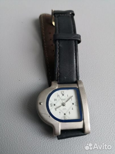 Наручные часы omax quarz crystal