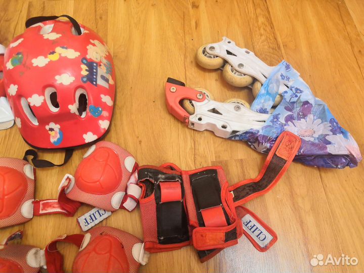 Ролики-коньки детские шлем и защита