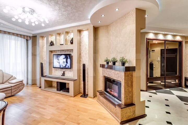 3-к. квартира, 96 м², 3/16 эт.