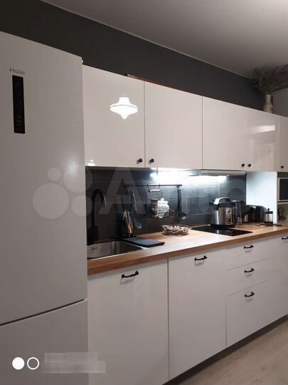 2-к. квартира, 52 м², 1/4 эт.