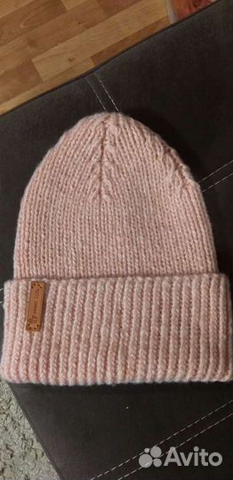 Шапка женская вязаная