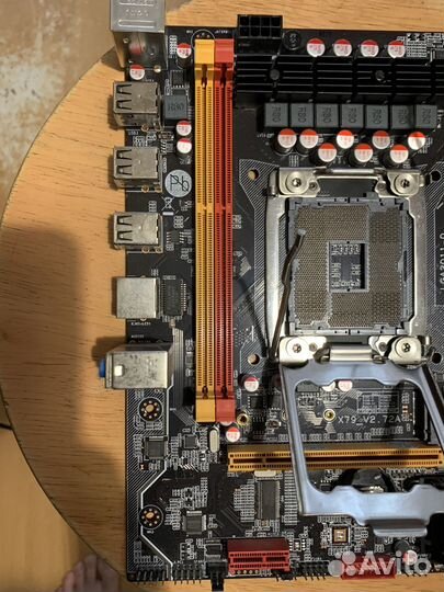 Материнская плата lga 2011 x79