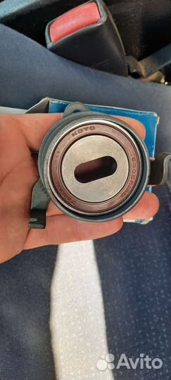 Ролик натяжителя ремня митсубиши