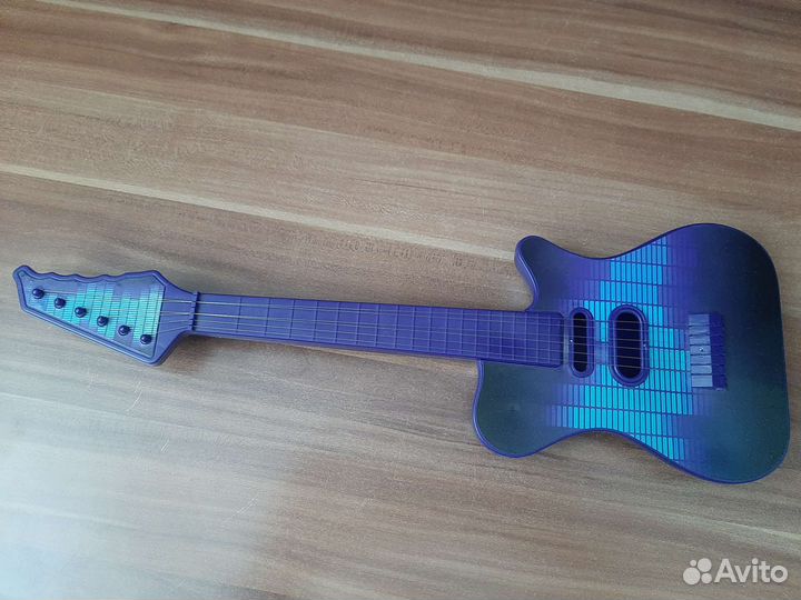 Детская гитара