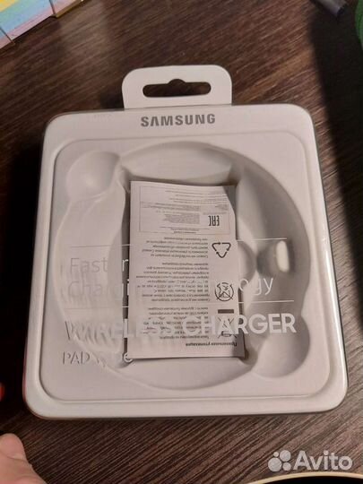 Беспроводное зарядное устройство Samsung Wireless