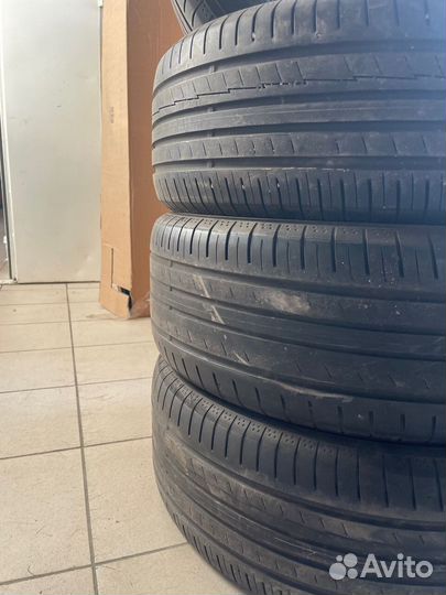 Yokohama BluEarth AE50 235/55 R18