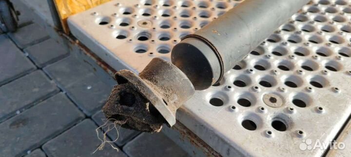 Карданный вал Volvo XC90 1 2008