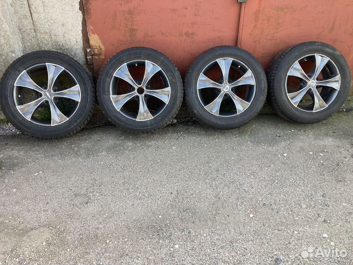 Литые диски r17 5x114.3 с резиной