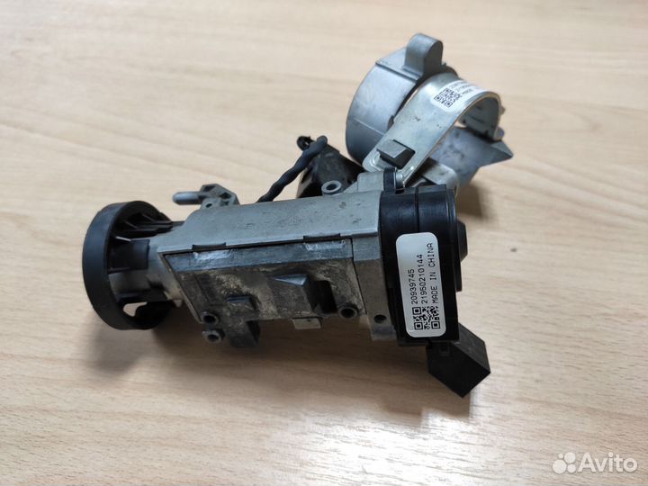 Замок зажигания Chevrolet Cruze седан 1.6