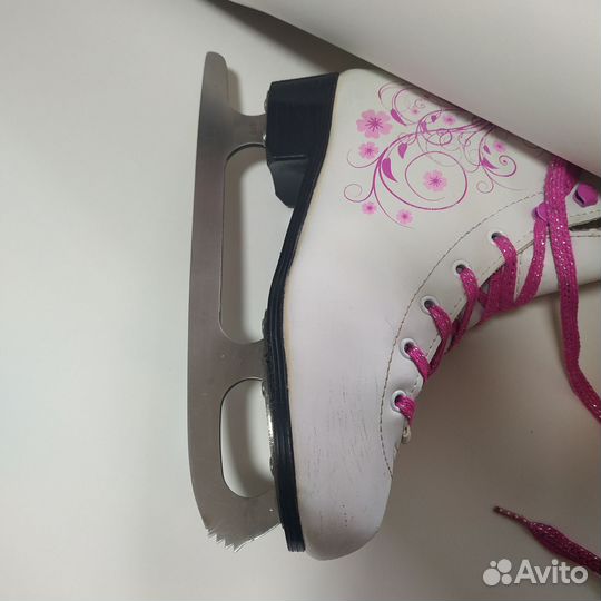 Коньки фигурные рр 35