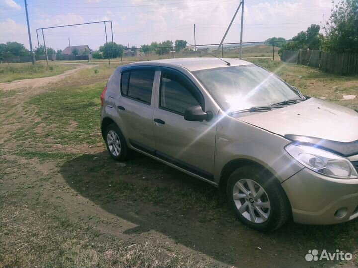 Renault Sandero 1.4 МТ, 2010, 270 000 км
