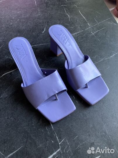 Кожаные босоножки zara