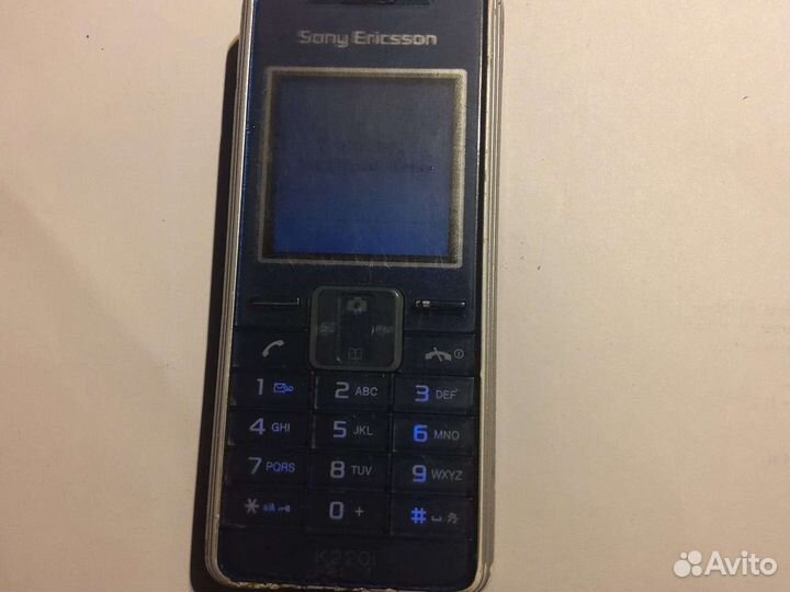 Телефон sony ericsson k220i