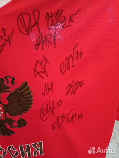 Футболка с автографами сборной России по хоккею