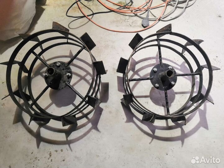 Грунтозацепы и лопата на мотоблок