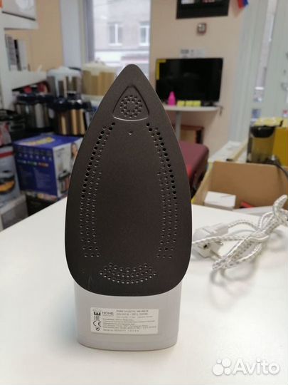 Утюг Home Element HE-IR210