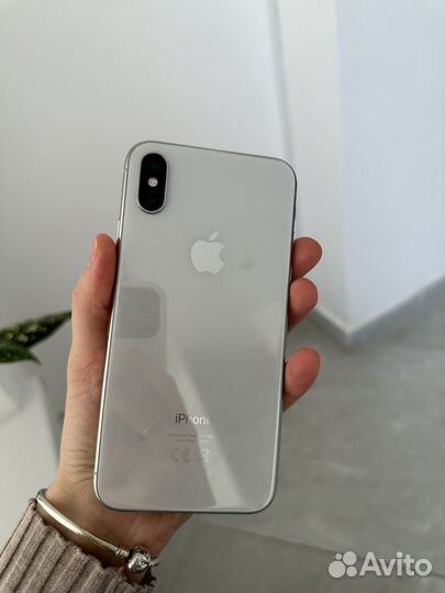 iPhone X, 64 ГБ