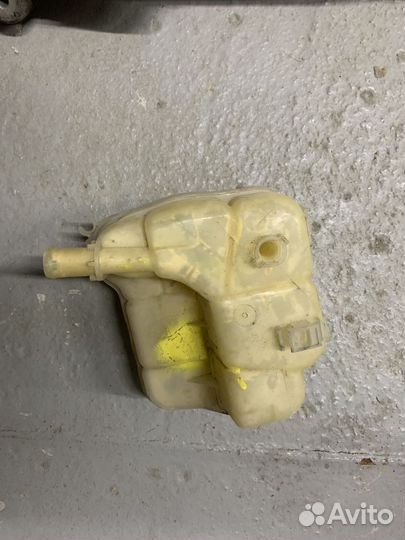 Бачок расширительный Chevrolet Cruze j300