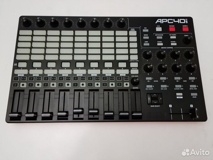 Midi-контроллер akai PRO APC40 mkii